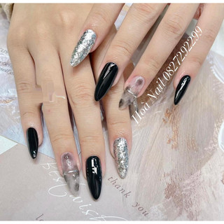 Nailbox nhũ siêu sáng kết hợp mầu đen loang
