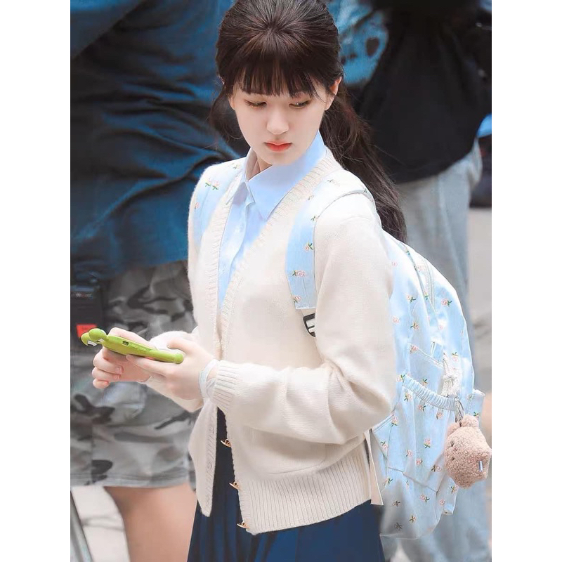 Áo len Triệu Lộ Tư/ Tang Trĩ/ Zhao Lusi Sangzhi