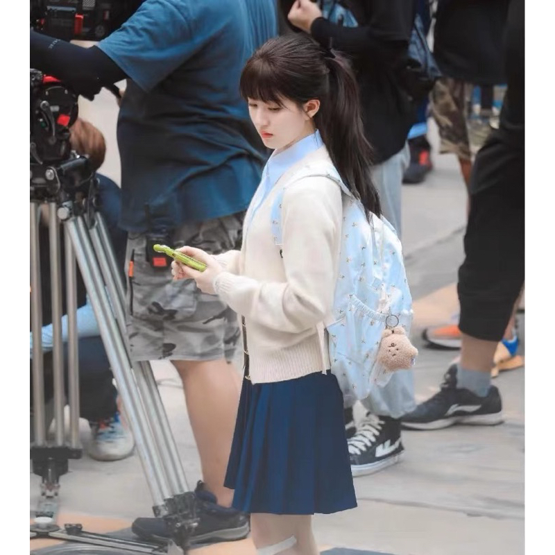 Áo len Triệu Lộ Tư/ Tang Trĩ/ Zhao Lusi Sangzhi