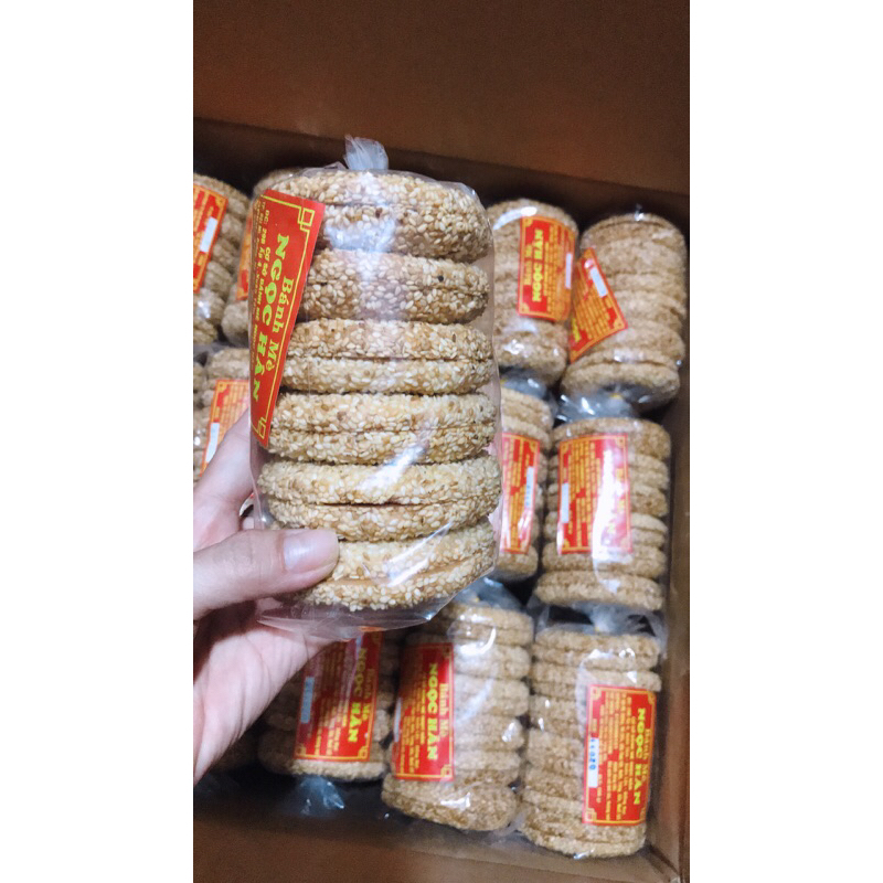 Bánh mè  1 túi 12 miếng
