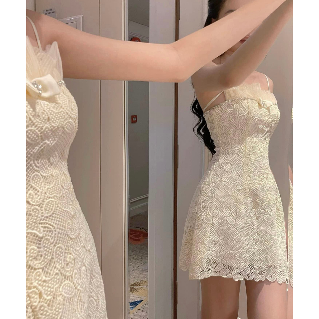 Váy hai dây ren phối bèo đính đá dáng ngắn sang chảnh tiểu thư