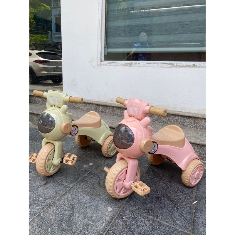 Xe đạp 3 bánh có nhạc và đèn cho bé mẫu Người Ngoài Hành Tinh YYD-511 siêu đẹp và chắc chắn