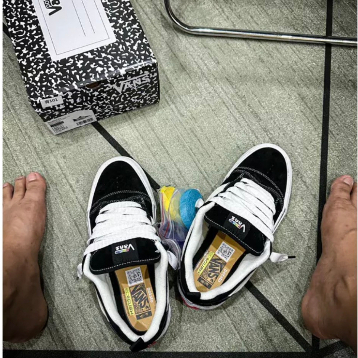 Giày thể thao cổ thấp Vans Imran Potato Black White Lai Au