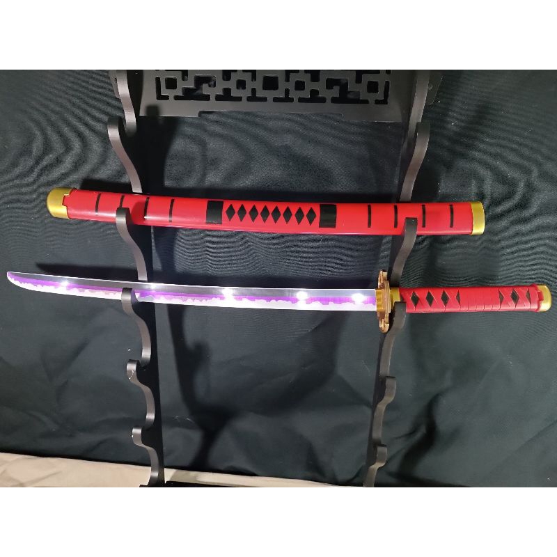 Kiếm One piece chỉ phát sáng