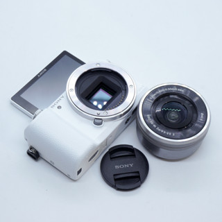 Máy ảnh Sony A5100 + ống kính 16-50mm Oss - 24.3MP - Kết nối Wi-Fi NFC - Quay phim Full HD 1080p - Mới 95%