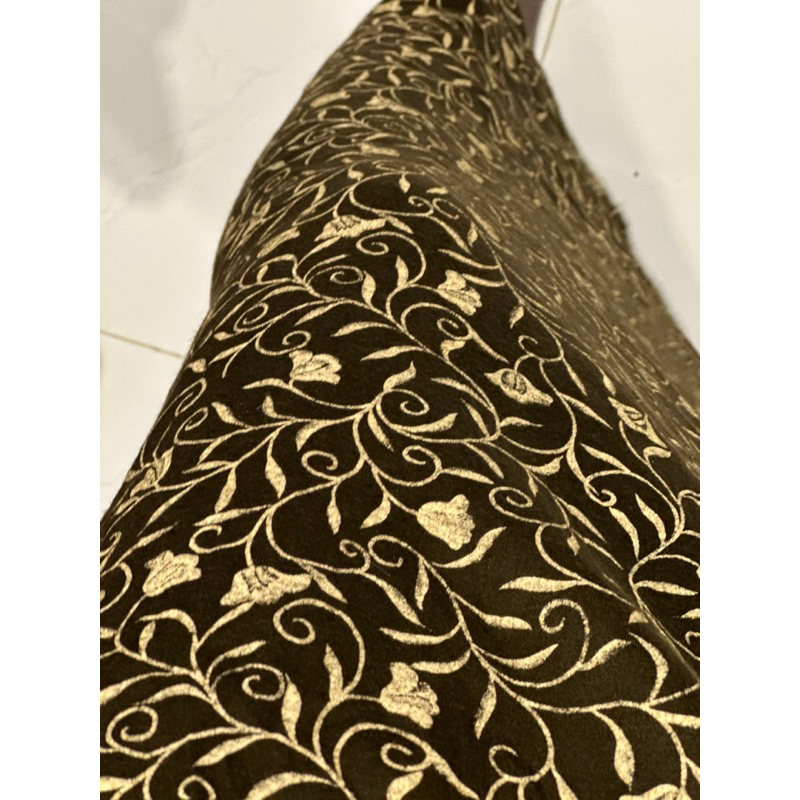 Chân váy nâu hoạ tiết eo 80 dài 92 chất mịn