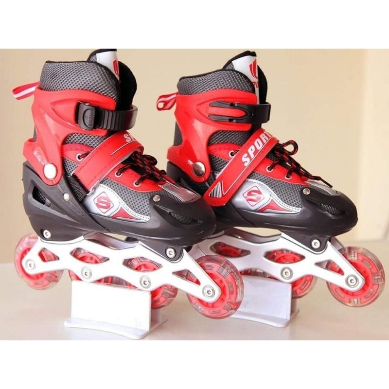 Giày Trượt patin Trẻ Em bánh xe phát sáng tặng bộ bảo hộ chân tay