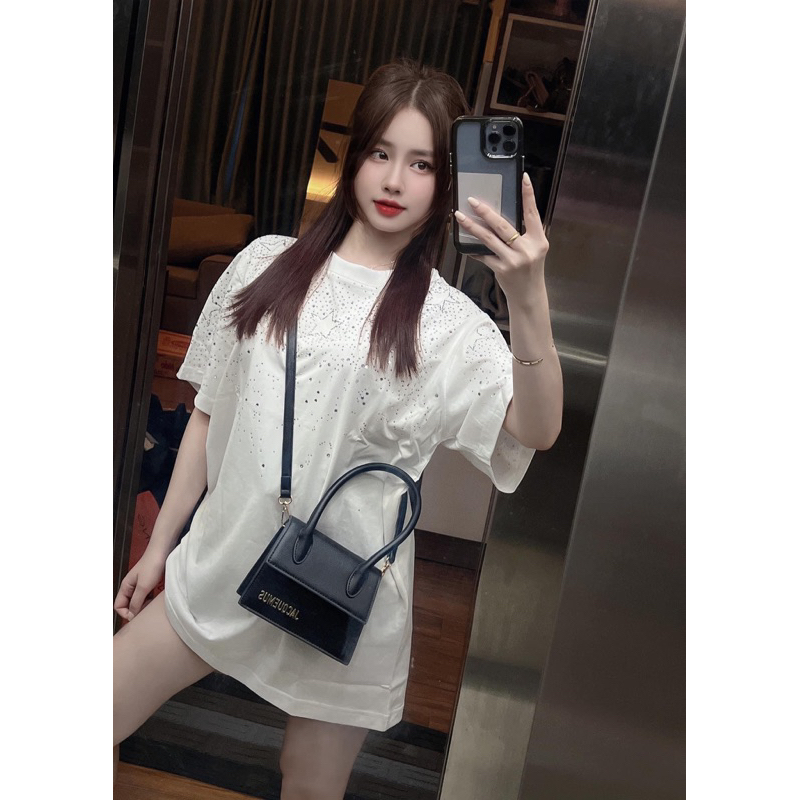 Áo cộc Nam Nữ  Đính Đá Bạc Hình Ngôi Sao Mặt Trước Cổ Bo . Áo Thun Cộc Tay Siêu Cấp Cho Các Boy Phố Hót 2023