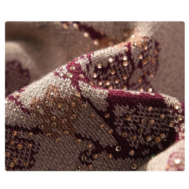 Áo Len Gile Hoa Mai Tết 2024