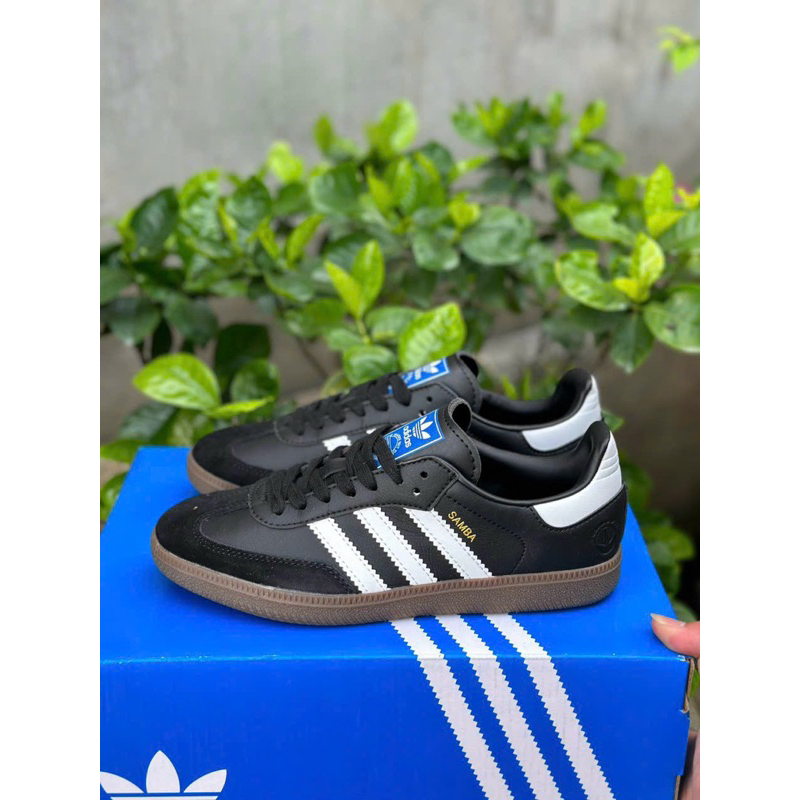 Giày sneaker samba đen trắng