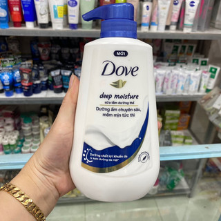 Sữa Tắm Dưỡng Ẩm Chuyên Sâu Dove Deeply Nourishing 500g