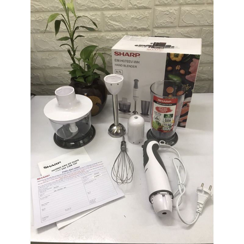 Máy Xay Cầm Tay Sharp EM-H076SV-WH