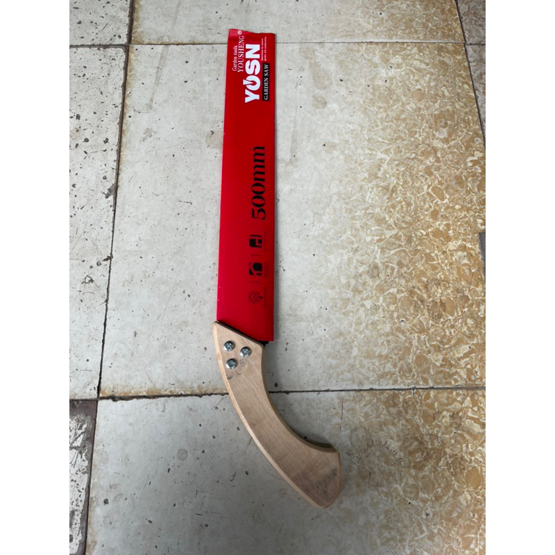 Cưa cầm tay  cán  gỗ lưỡi cưa  dài  50cm làm vườn  cắt tỉa cây cảnh  cây trồng  cực kỳ tiện cho gia đình làm vườn