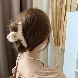 Kẹp tóc phong cách Hàn Quốc cho nữ