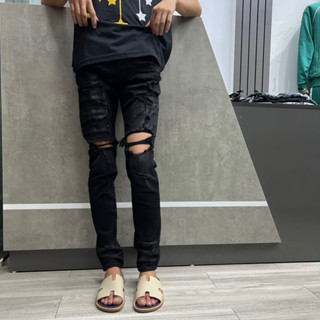 Quần Bò Amiri Chữ Đùi Vải Thêu 4 Cúc Bin Store