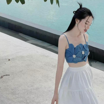 Set Áo Hai Dây Hoa Đính Cườm Kèm Chân Váy Xòe Dài LT0119