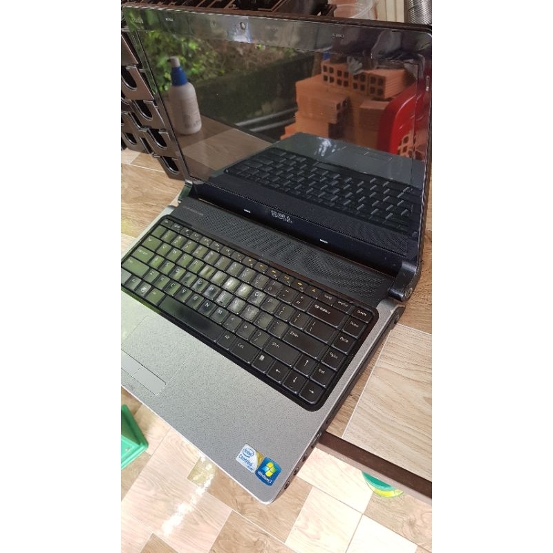Laptop Dell Studio 14/1450 màn led phím led qua sử dụng