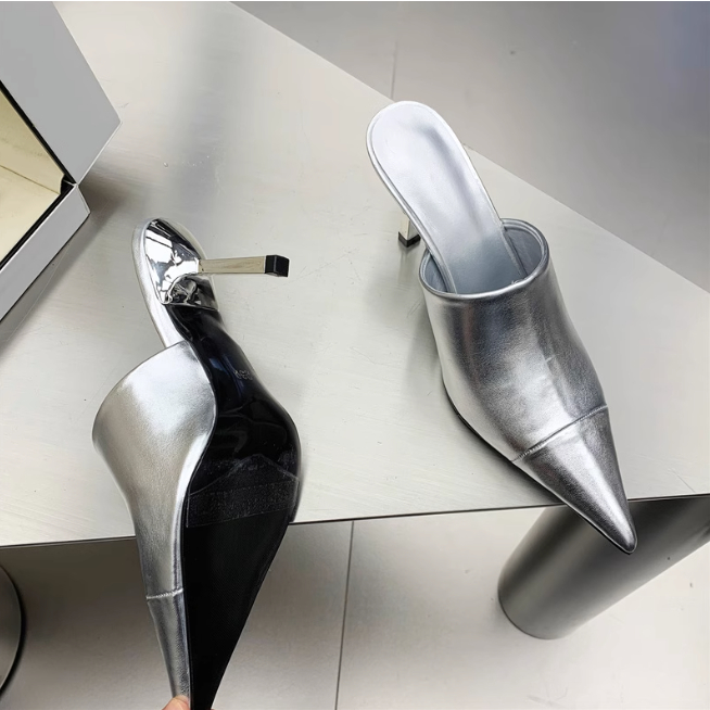 Sục mũi nhọn cao gót thời trang nữ mùa hè hở gót da trơn bóng đẹp 2023