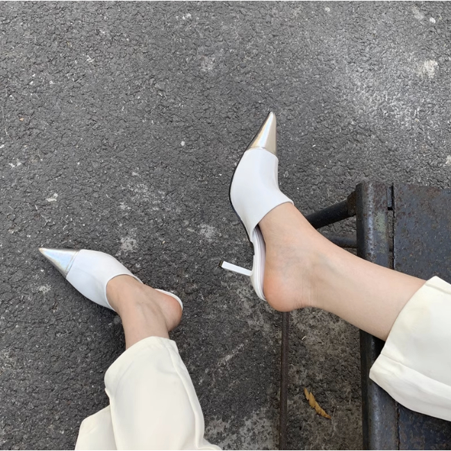 Sục mũi nhọn cao gót thời trang nữ mùa hè hở gót da trơn bóng đẹp 2023