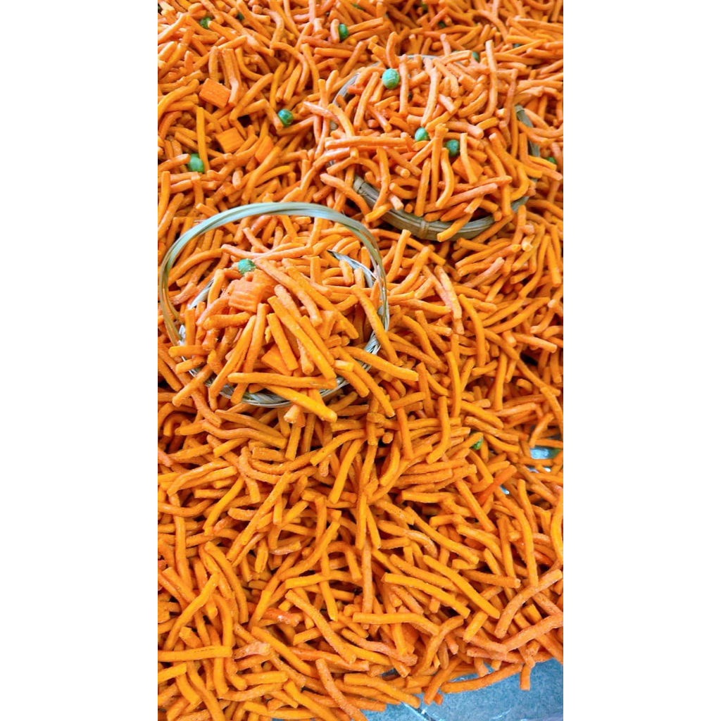 Bim bim que đậu hà lan, bánh tăm đậu hộp 350gr