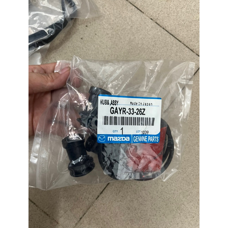 cúp pen chụp bụi phanh trước ford laser 1.8-2003 hỗ trợ thay thế tại hà nội 0856727222