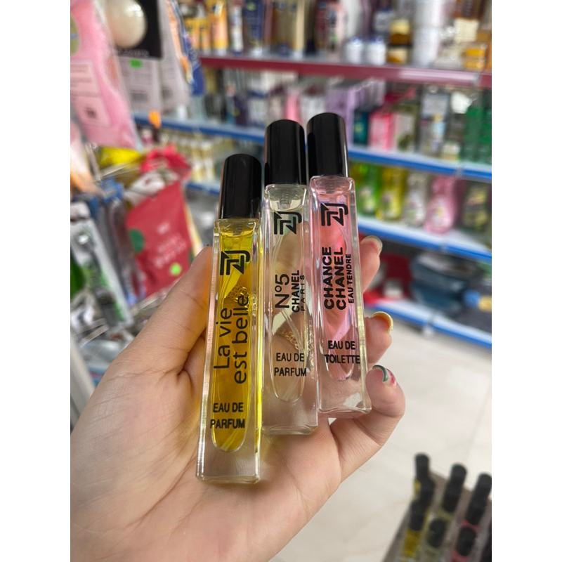Nước hoa dạng xịt bỏ túi