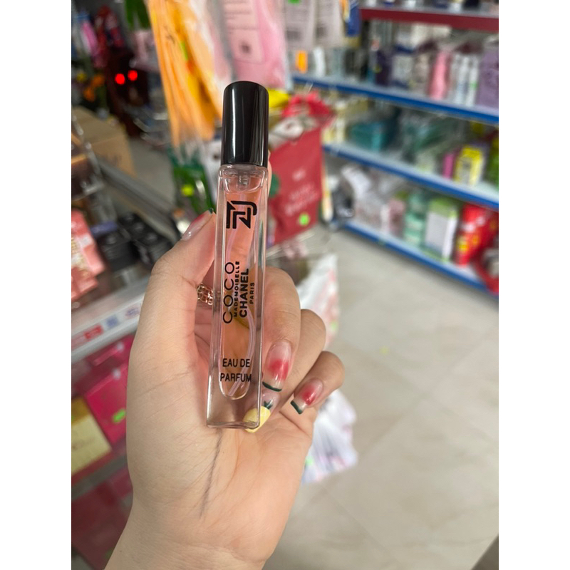 Nước hoa dạng xịt bỏ túi