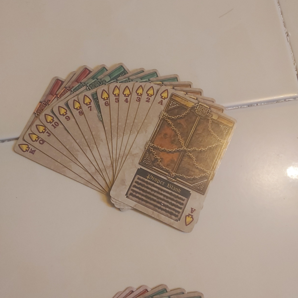 Đồ chơi Rouze card  sưu tập được của series phim Siêu nhân Kamen rider Blade