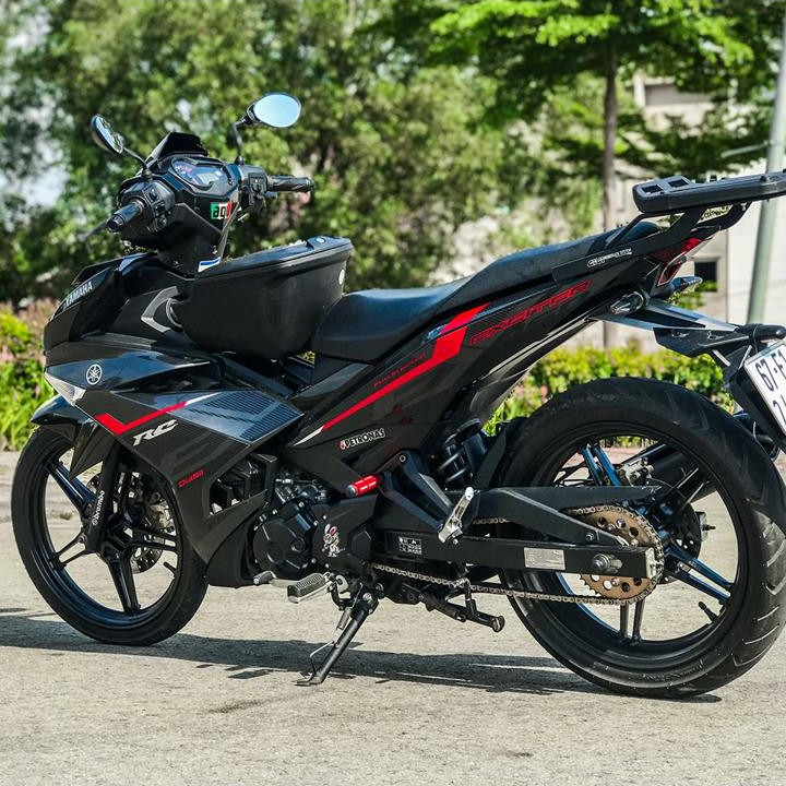 Thùng giữa givi G10N hàng chính hãng mới 100% - BH 2 Năm