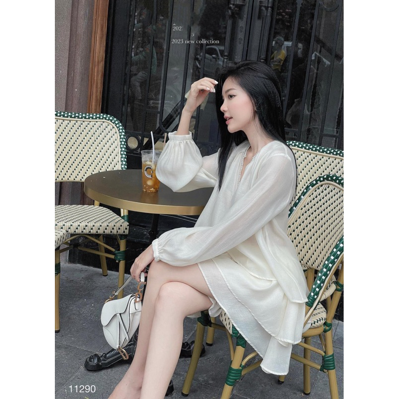 SET ÁO CỔ V ĐÍNH HẠT KÈM SHORT🤍