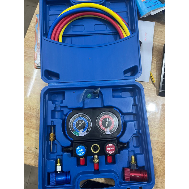 đồng hồ nạp ga chuyên dụng dòng xe sang châu âu đức pháp anh liên hệ em 0856727222