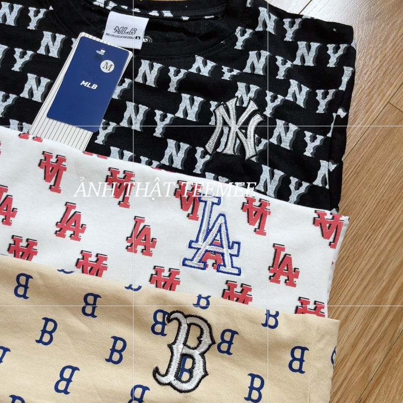 Áo thun MLB monogram dáng croptop