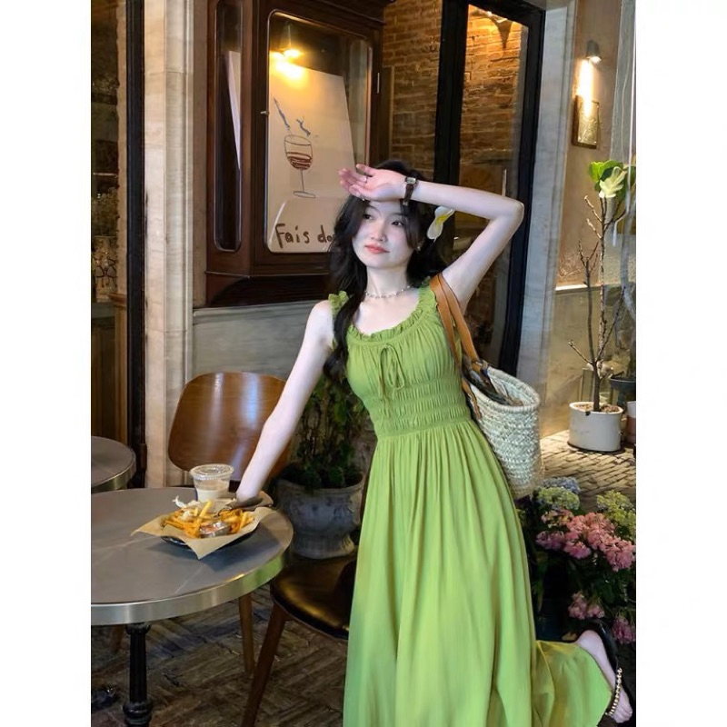 Váy xanh bơ dáng dài