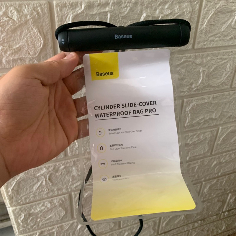 Túi chống nước Ipx-8 Baseus nắp trụ trượt ngang