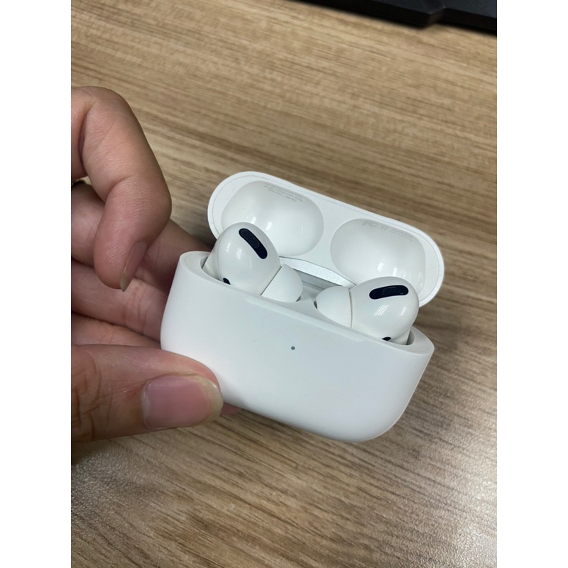 Tai Nghe Phiên Bản PRO - Used và Likenew Chính Hãng