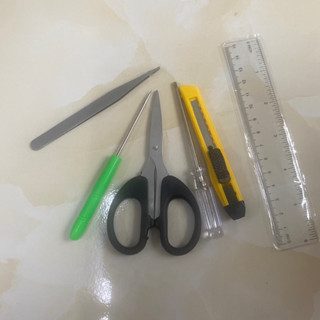 Dụng cụ làm nhà búp bê CUTEROOM Dollhouse- Set 6 món gồm: kéo, nhíp, thước, dùi, tô vít, dao rọc giấy