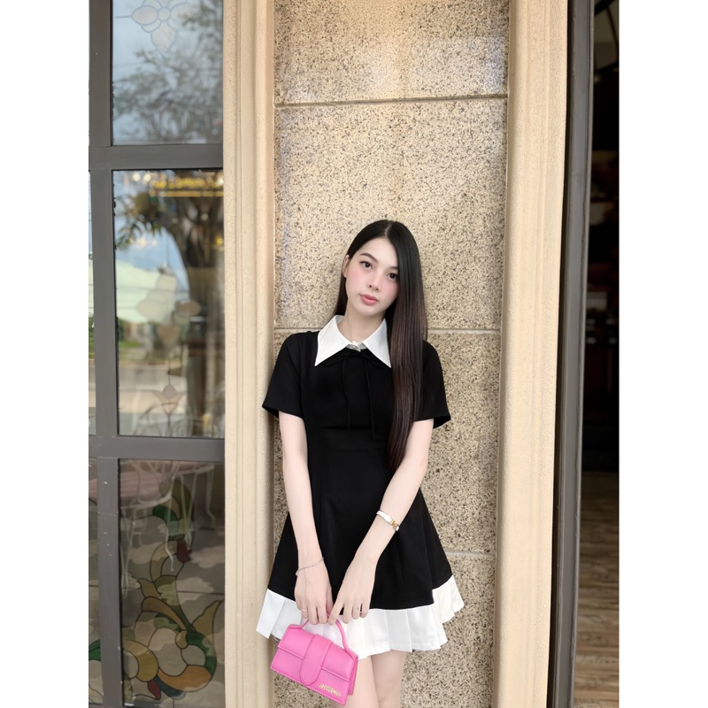 Váy cổ sơ mi đuôi váy xếp ly