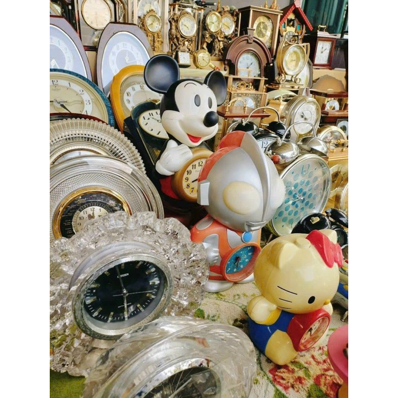 Đồng hồ treo tường để bàn hàng si nhật. chốt trên livetream lúc 11:00 và 20:00 hàng ngày