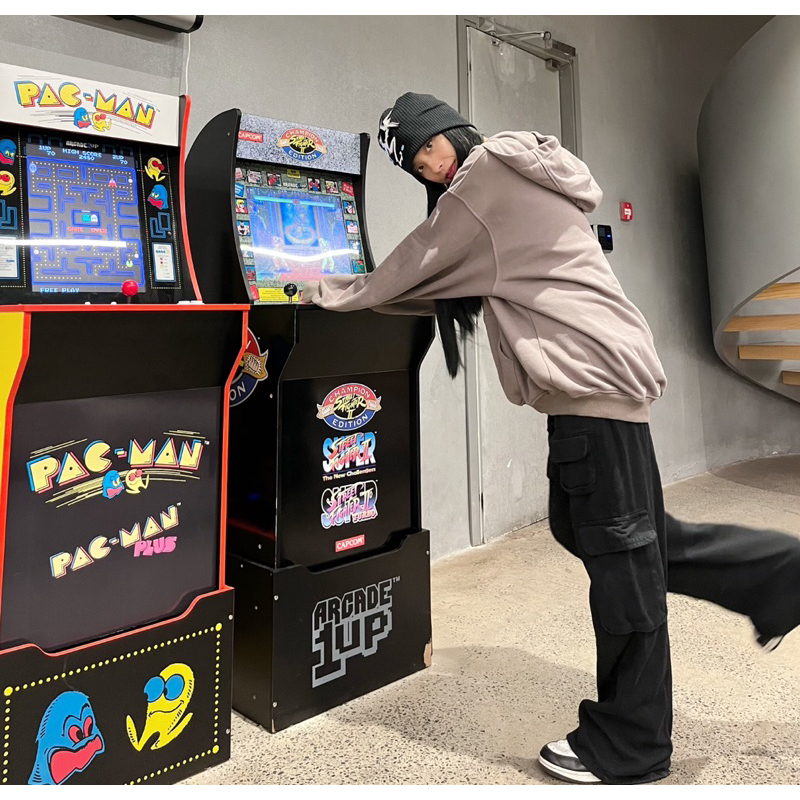 ÁO HOODIE 22BILLIONE