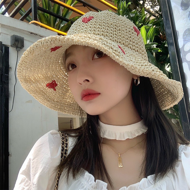 Mũ cói đi biển đan tay hình trái tim xinh xắn cho bạn gái ❤️ Nón cói màu be màu nâu