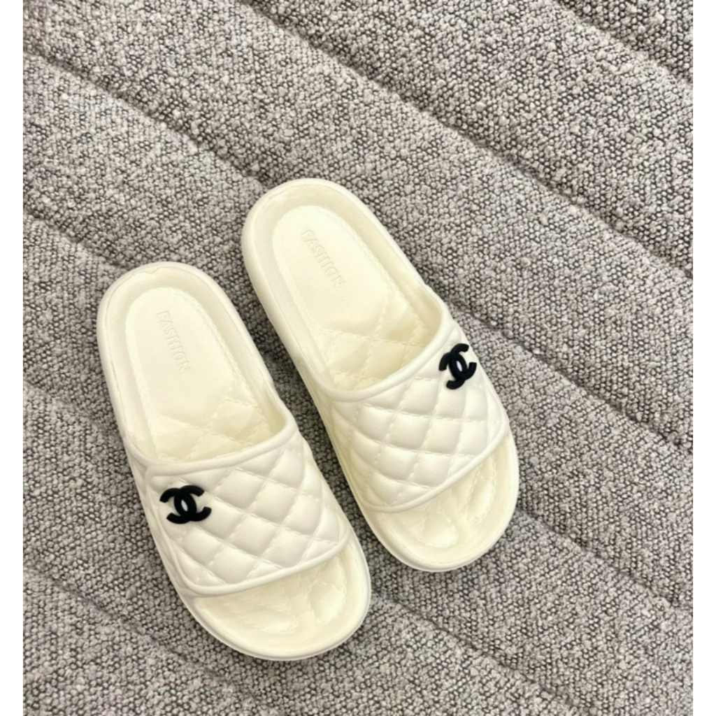 Dép bánh mì,dép quai ngang nam nữ gắn tick mẫu mới Hót Trend