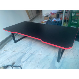 bàn bệt gaming chân K