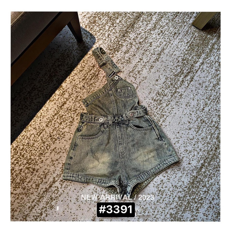 Quần sooc yếm bò vạt chéo hàng QCL1