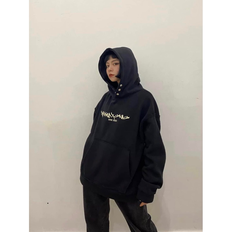 Áo Hoodie Cúc  Bấm Nỉ  Bông  In  Chữ Sine  2023 . Áo Hoodie  Cúc  Bấm  Nỉ  Bông  Form  Rộng Unisex