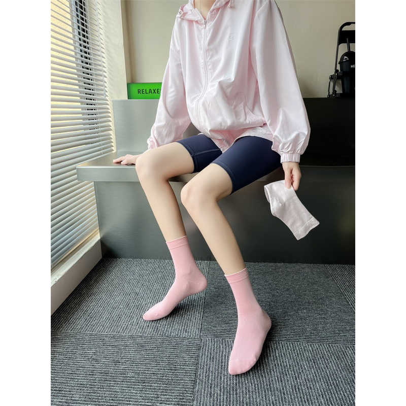 Tất  hồng pastel cao trung