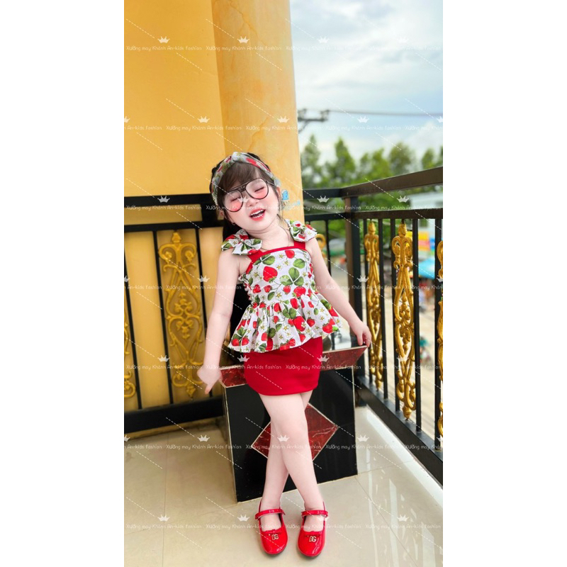 Sét chân váy đỏ +áo 2 dây bé gái