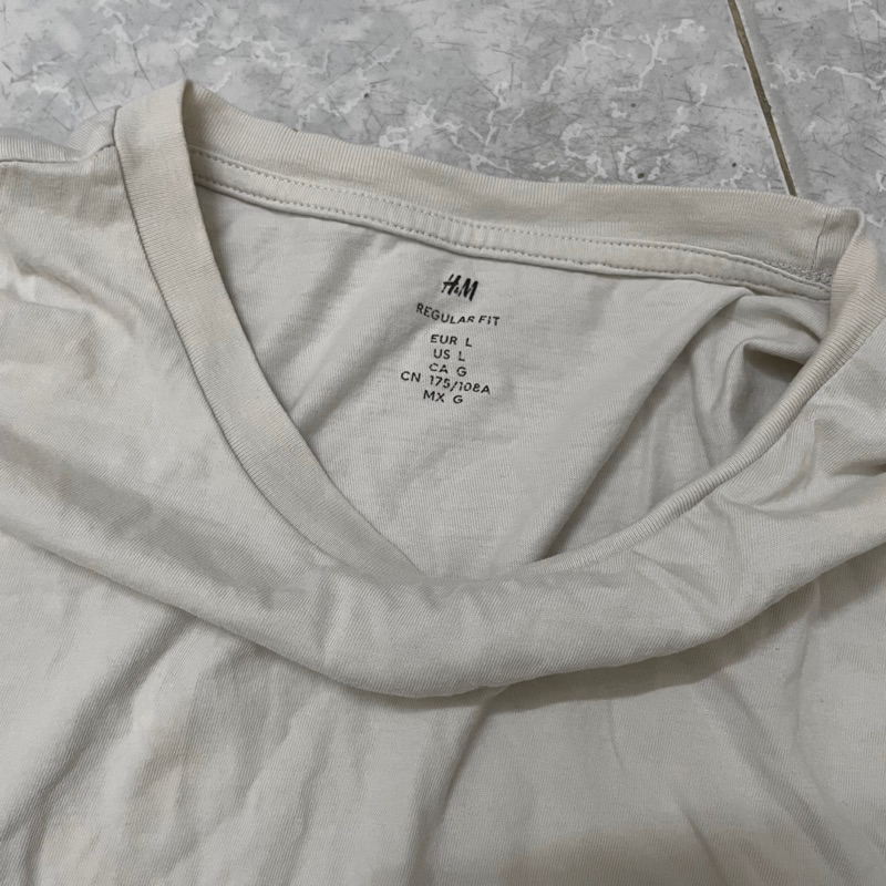 Áo thun nam ghi trắng HM size l