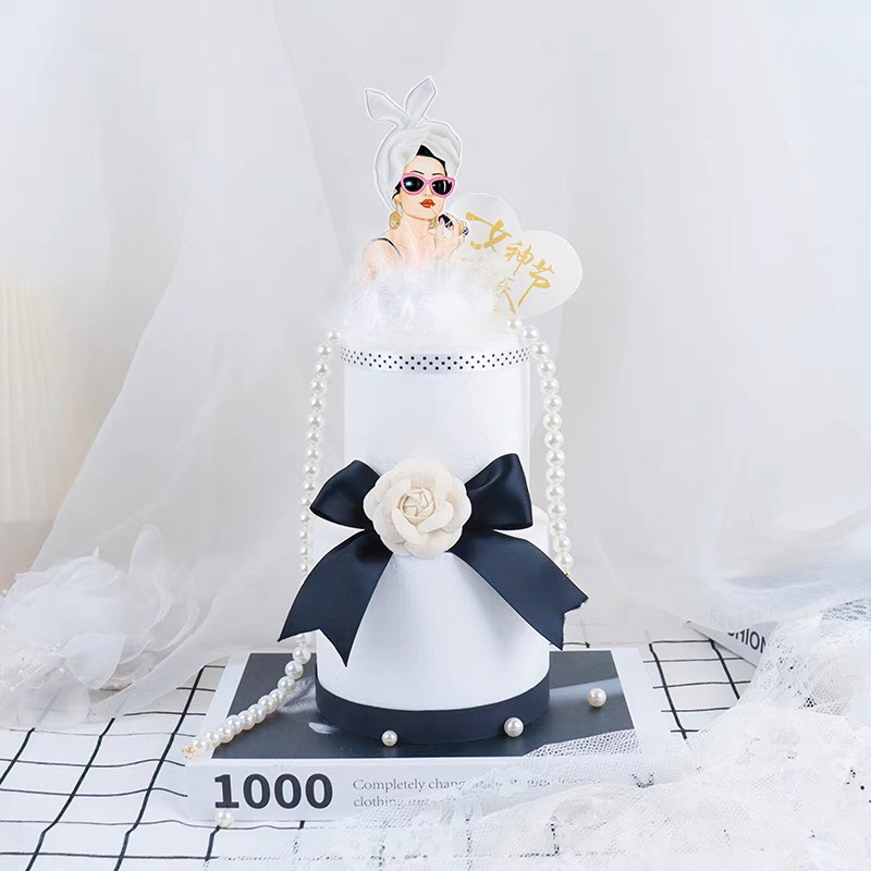 Trang trí chuỗi ngoc trai trắng