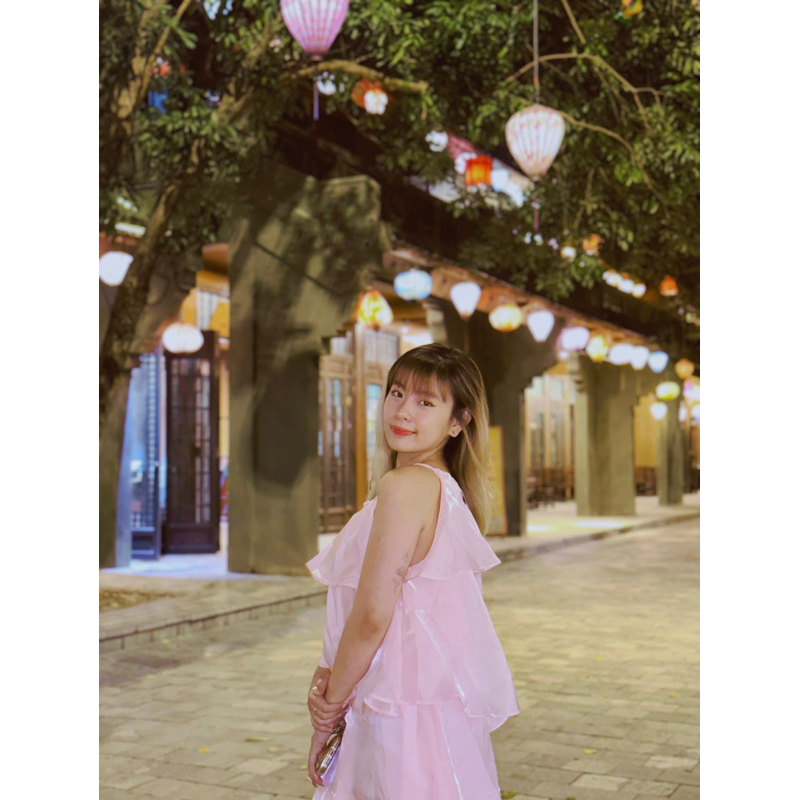 Đầm 2 dây tầng hồng phấn siêu xinh