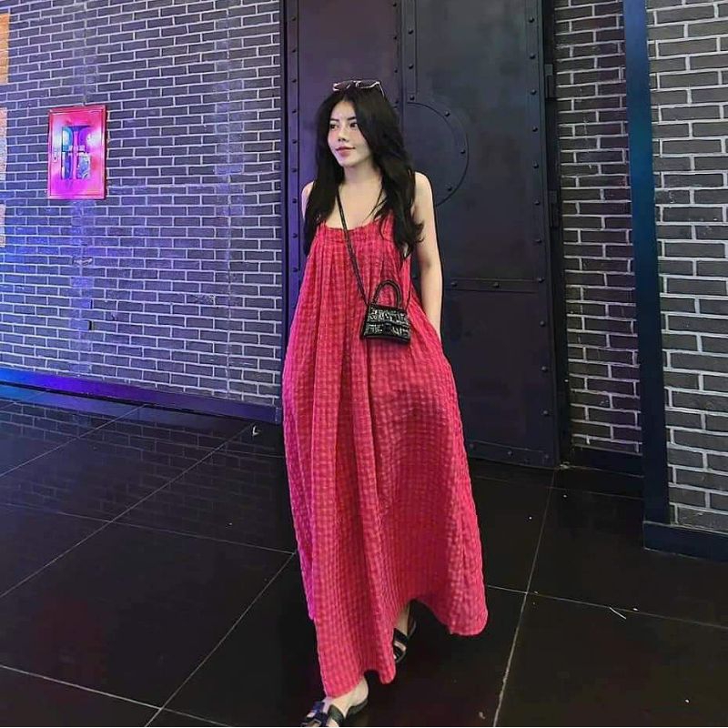 Đầm 2 dây caro hở lưng dáng dài loại chuẩn đẹp ( kèm hình tự chụp )